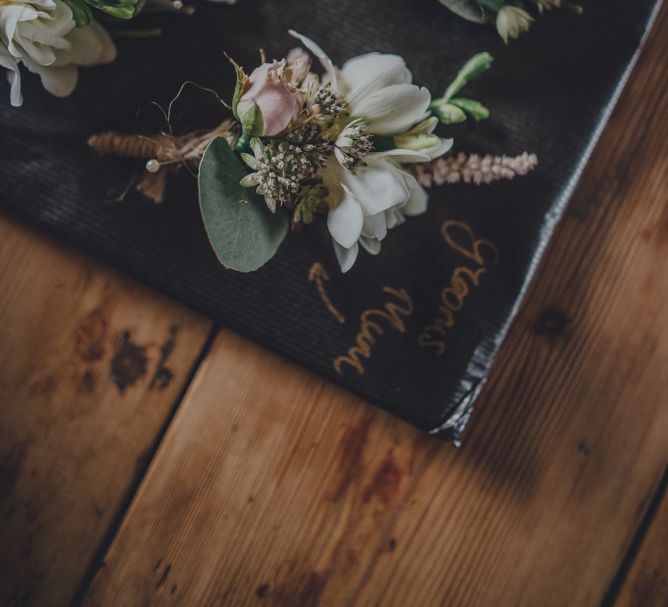 Rustic Buttonholes