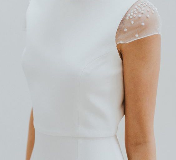 Charlotte Simpson Bridal Gown | Summer Styling Reimagined | Dress by <ahref="https://www.rockmywedding.co.uk/new-bridal-collection-charlotte-simpson/" rel="noopener" target="_blank”>Charlotte Simpson</a>