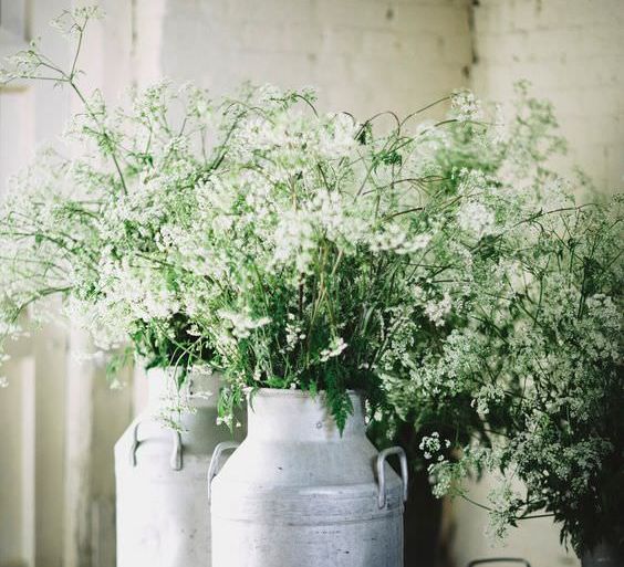 Cow Parsley Milk Urns | Summer Styling Reimagined | Image by <a href="https://davidjenkinsphotography.com/ " rel="noopener" target="_blank”>David Jenkins </a>