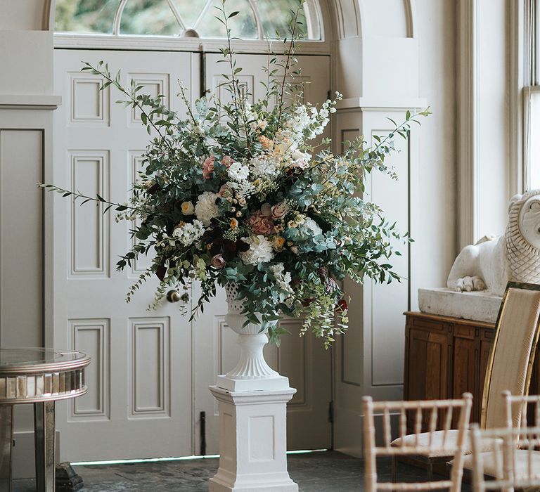 Stunning Floral Arrangement For A Wedding At Aynhoe Park Cotswolds