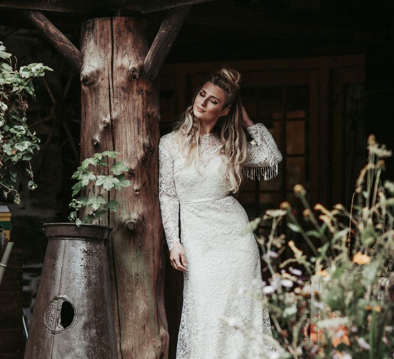 Mid West Inspired Wedding Shoot At The Coppermines Lakes Cottages Wedding Venue With Dresses By Shikoba Bride And Images By Jo Bradbury