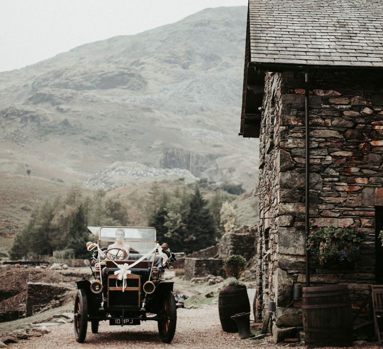 Mid West Inspired Wedding Shoot At The Coppermines Lakes Cottages Wedding Venue With Dresses By Shikoba Bride And Images By Jo Bradbury