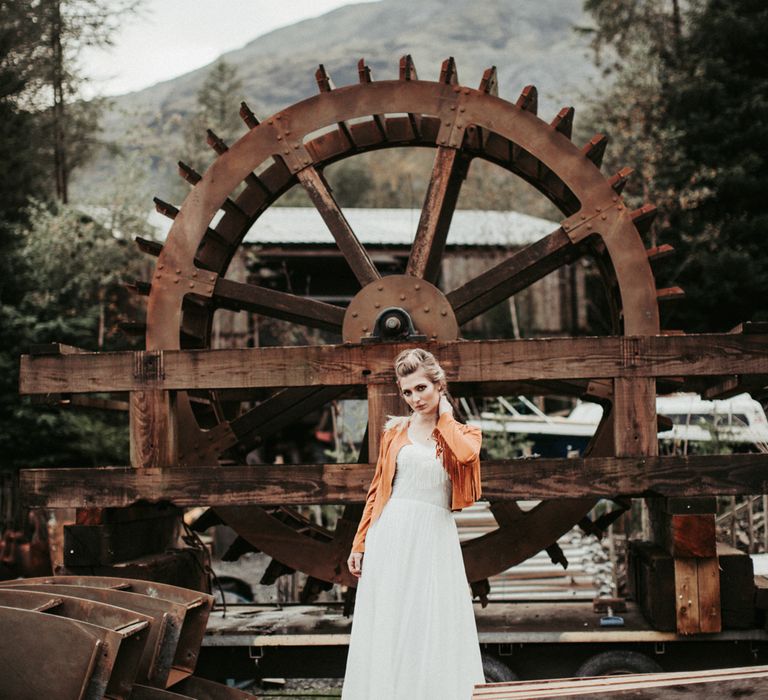 Mid West Inspired Wedding Shoot At The Coppermines Lakes Cottages Wedding Venue With Dresses By Shikoba Bride And Images By Jo Bradbury