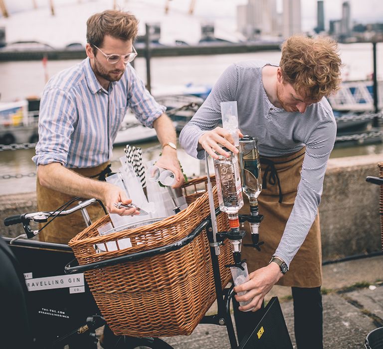 Gin On Wheels // <a href="https://www.the-tgc.com/" rel="noopener" target="_blank">The Travelling Gin Co.</a> // Image By Story + Colour