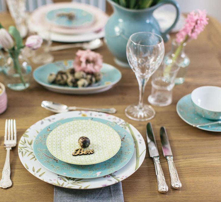 A PASTEL EASTER TABLE