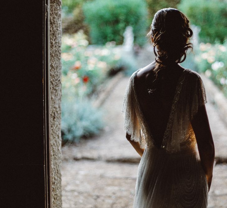 Bride in Jenny Packham Dolly Bridal Gown | Tropical Green & Fuchsia Pink Outdoor Wedding at Castellina de Miremont, Italy Planned & Styled by Come le Ciliegie Wedding & Events | Images by Effeanfotografie | Film by Headshot Weddings