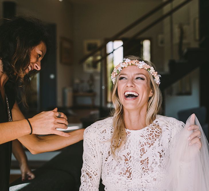 Getting Ready | Bride in Yolan Cris Lace Wedding Dress | Sara Frost Photography | AMS Love in Video