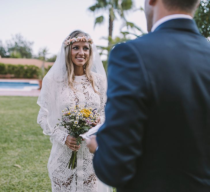 Wedding Ceremony | Bride in Yolan Cris Lace Wedding Dress | Sara Frost Photography | AMS Love in Video