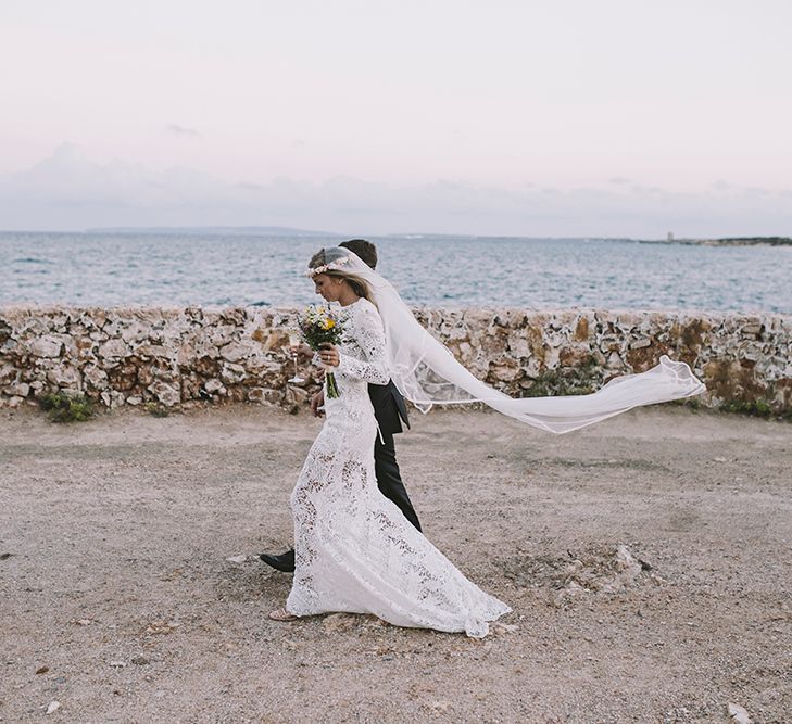 Bride in Yolan Cris Lace Wedding Dress | Groom in Corvus Barcelona Suit | Sara Frost Photography | AMS Love in Video