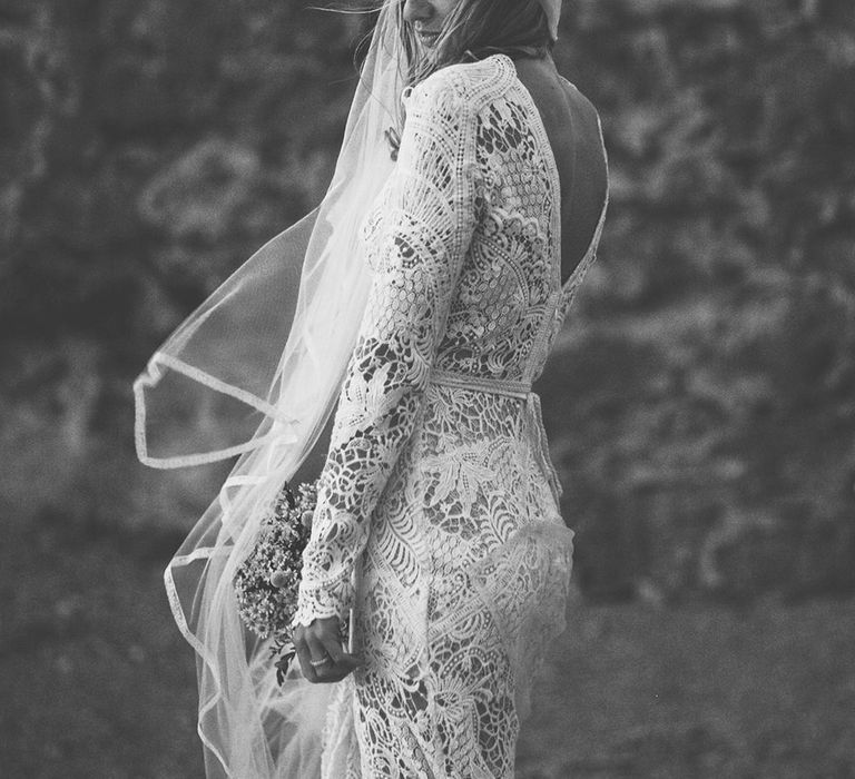 Bride in Yolan Cris Lace Wedding Dress | Groom in Corvus Barcelona Suit | Sara Frost Photography | AMS Love in Video