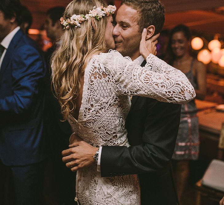 Bride in Yolan Cris Lace Wedding Dress | Groom in Corvus Barcelona Suit | Sara Frost Photography | AMS Love in Video