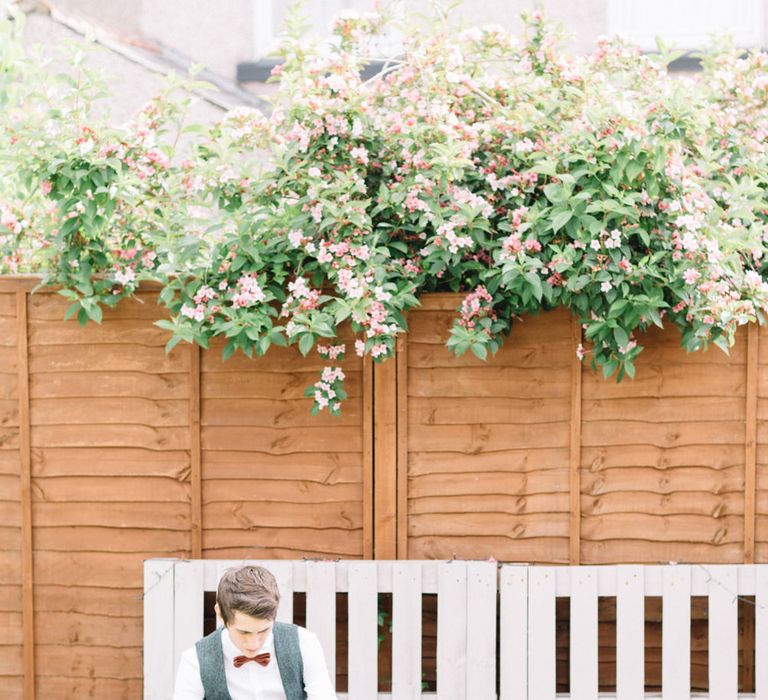 Groom Getting Ready in Tweed Suit & Bow Tie | Bowtie and Belle Photography