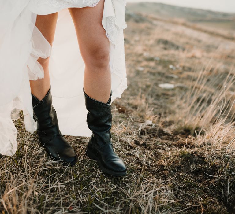 Boho Bride in Napolitano Trotta Maison Embellished Wedding Dress &amp; Boots | A Wild Bohemian Bride in the Majella National Park, Abruzzo, Italy | Planned &amp; Styled by Antonia Luzi | Federico Lanuto Photography