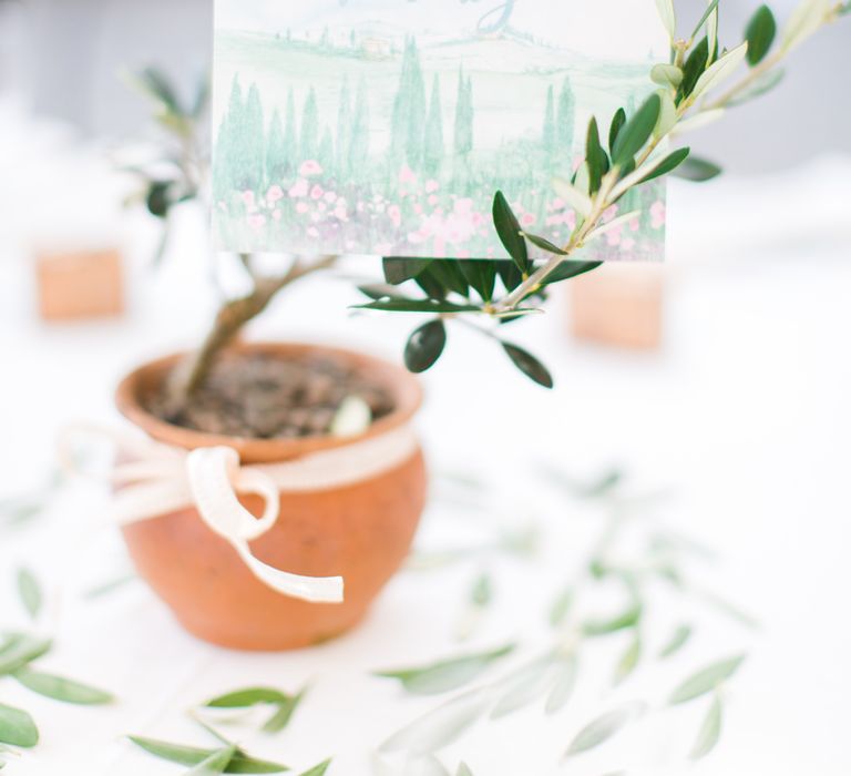 Plant Pot Table Centrepiece | Four Day Italian Destination Wedding at Frattoria Mansi Bernadini Planned by Weddings by Emily Charlotte | Cecelina Photography