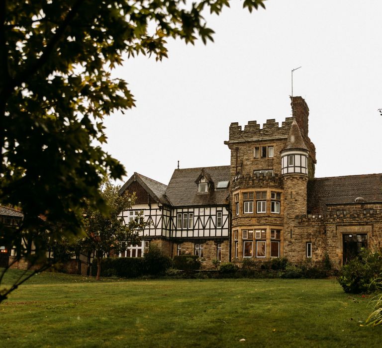 Minimalist wedding at The Ravenswood in East Grinstead