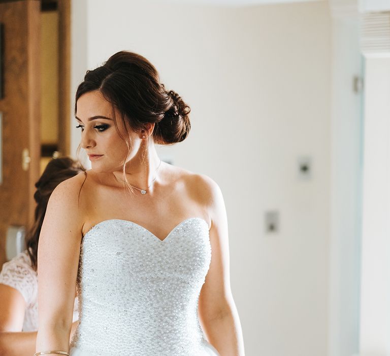 The Groucho Club Private Members Club London Wedding With Bride In Sequinned Dress &amp; Flowers By Daisy Ellen Images By Miss Gen Photography