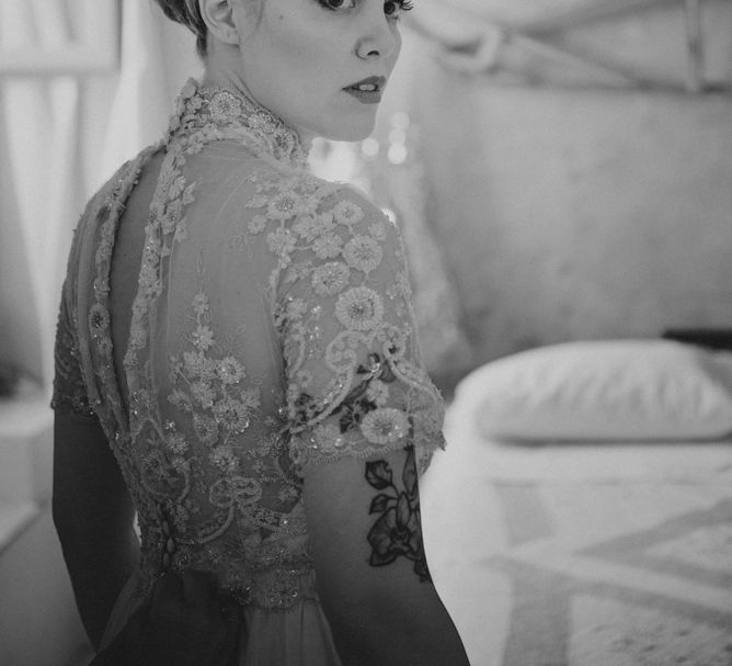 Bride in Sartoria Cucciaioni Wedding Dress | Stylish Pink Wedding at Terzo di Danciano, Tuscany, Italy | Lucrezia Senserini Photography | Film by Righi Photography