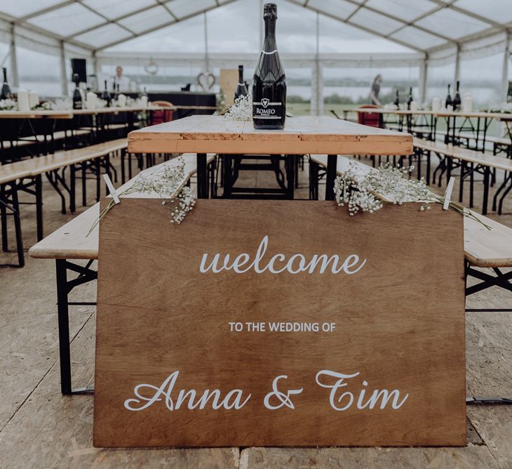 DIY Wooden Welcome Sign with White Calligraphy