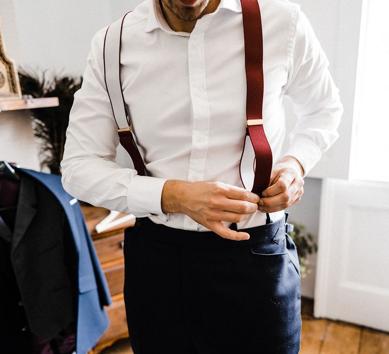 Groom Preparations For City Wedding