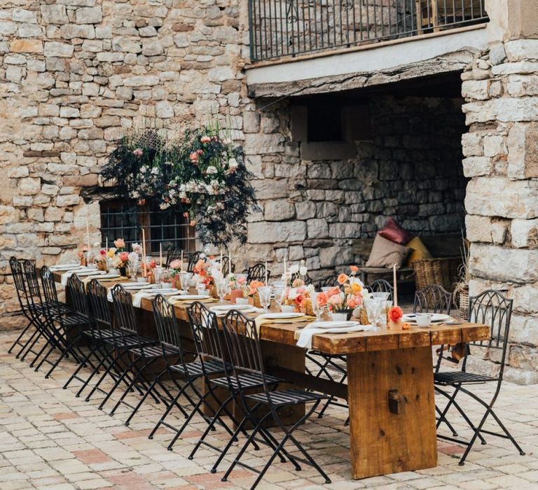 Outdoor Tablescape at This Must Be the Place