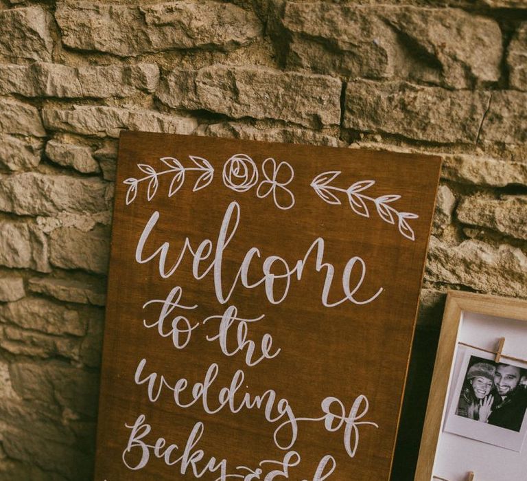 Wooden Welcome Wedding Sign