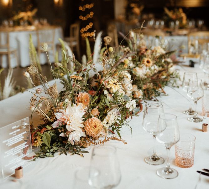 Dried grasses and neutral flower arrangement