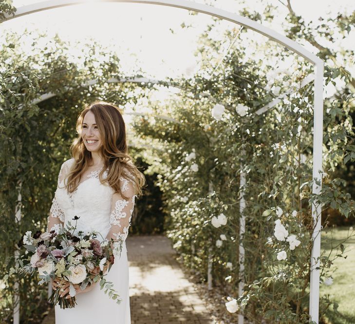 Beautiful Bride in Lace La Sposa Wedding Dress with Long Sleeves