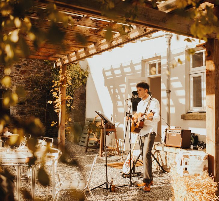 Wedding entertainment at Devonshire venue