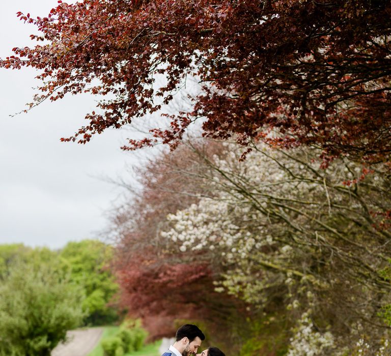 Environmentally Conscious Wedding Venue Casterley Barn In Wiltshire Organic Working Farm Stylish Barn Wedding Venue Images Lydia Stamps