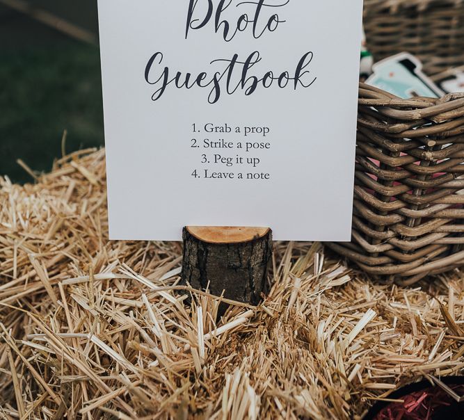 Photo guestbook with props