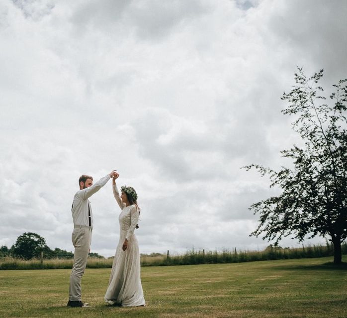 Bride and groom have a moment in Berkshire wedding venue grounds