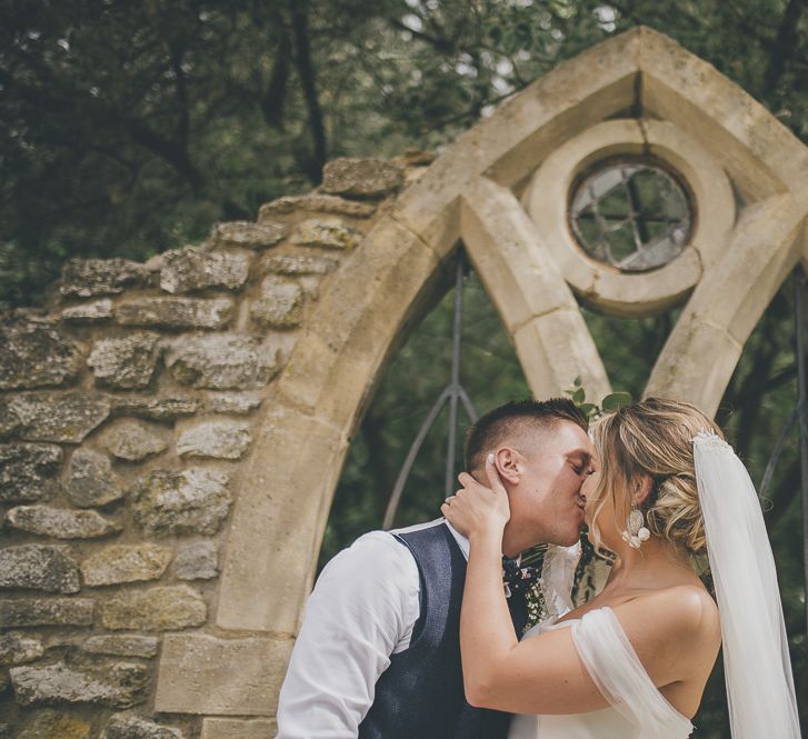 Rustic barn wedding for beautiful bride and groom