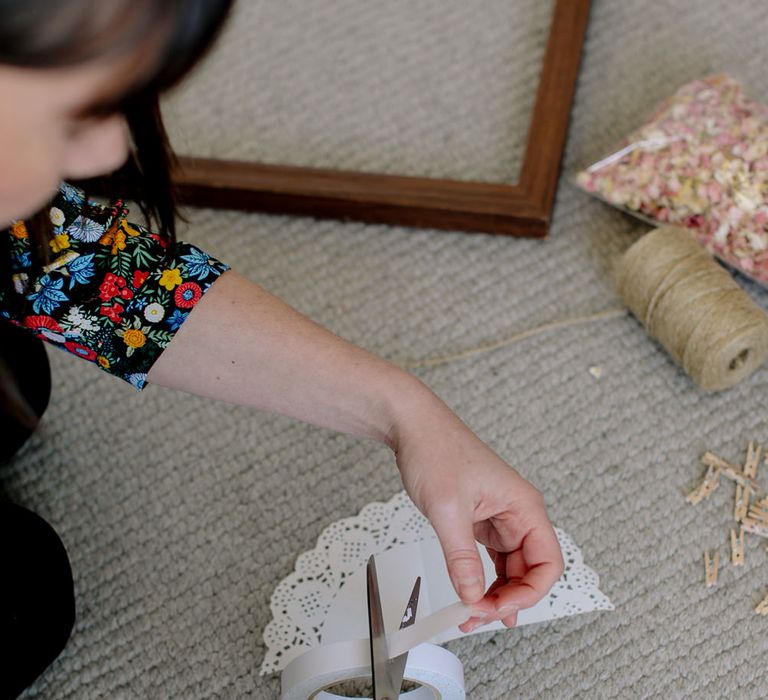 DIY wedding confetti cones using doilies and tape | Confetti Cone Station Tutorial