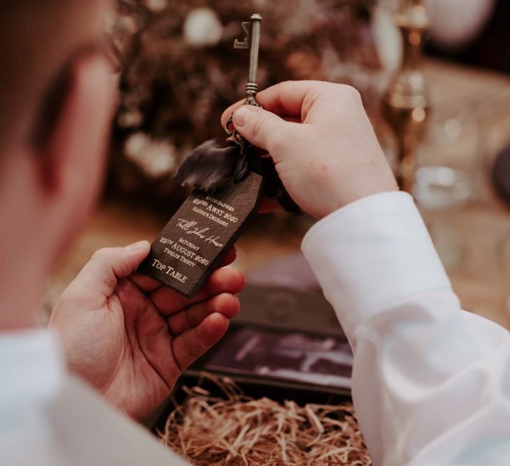 Key and key ring wedding favours for September 2020 wedding