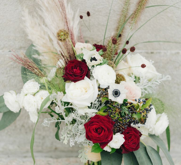 Red, White &amp; Pink Bridal Bouquet with Roses, Anemones &amp; Pampas Grass | Glamorous, Roaring Twenties, Great Gatsby Inspired Wedding at Villa Borromeo  in Italy | Matrimoni all’Italiana Photography