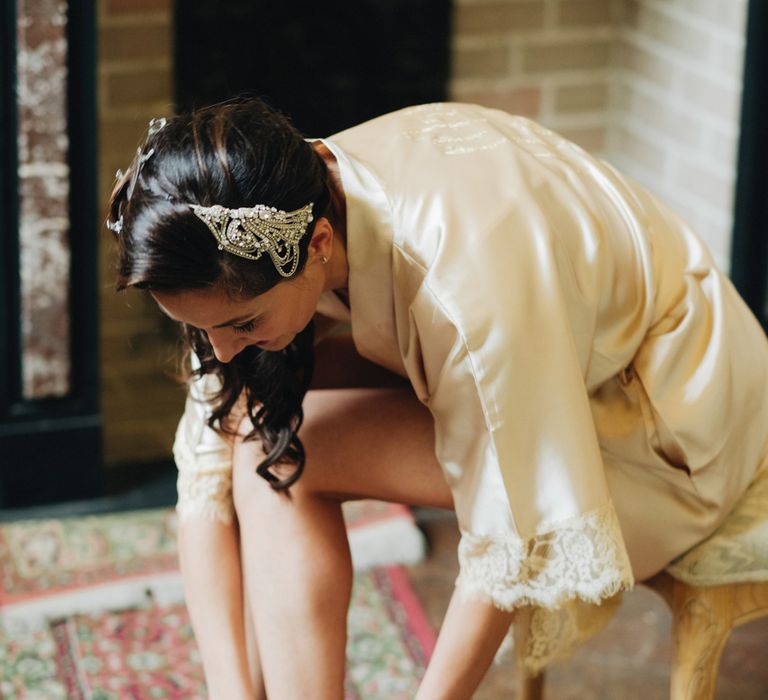 Wedding Morning Bridal Preparations | Getting Ready Robe | Glamorous, Roaring Twenties, Great Gatsby Inspired Wedding at Villa Borromeo  in Italy | Matrimoni all’Italiana Photography