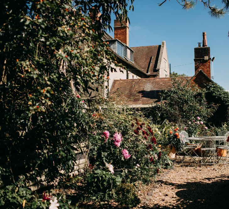 Venue | Northamptonshire wedding at Plum Park Hotel | Wtoo by Watters from Serendipity Brides | Spindleberry Flowers | Photography by Ania Ames