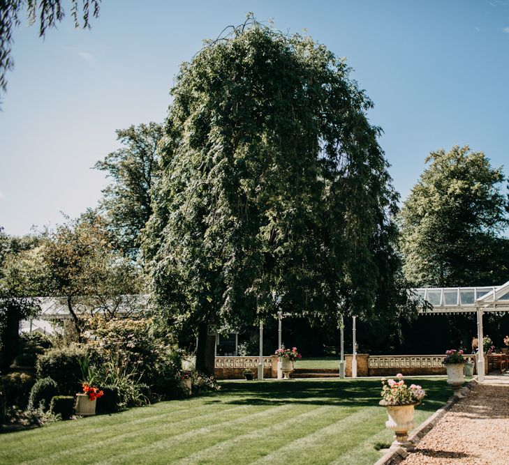 Venue Gardens | Northamptonshire wedding at Plum Park Hotel | Wtoo by Watters from Serendipity Brides | Spindleberry Flowers | Photography by Ania Ames