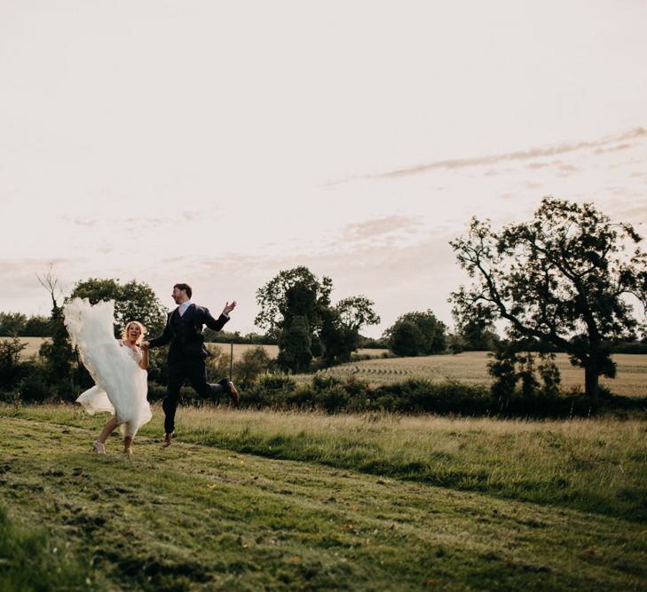 Venue grounds | Northamptonshire wedding at Plum Park Hotel | Wtoo by Watters from Serendipity Brides | Spindleberry Flowers | Photography by Ania Ames