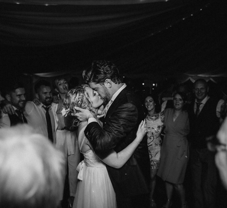 Dancing | Northamptonshire wedding at Plum Park Hotel | Wtoo by Watters from Serendipity Brides | Spindleberry Flowers | Photography by Ania Ames