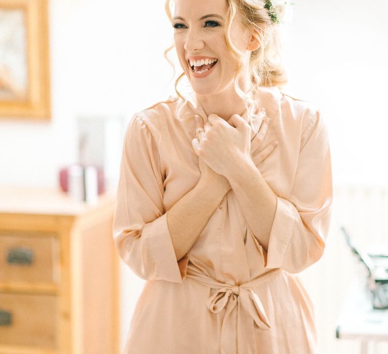 Bridal Morning Preparations | Pink Getting Ready Robe | Hazel Gap Barn Wedding with Bride Arriving by Kit Car | Sarah-Jane Ethan Photography