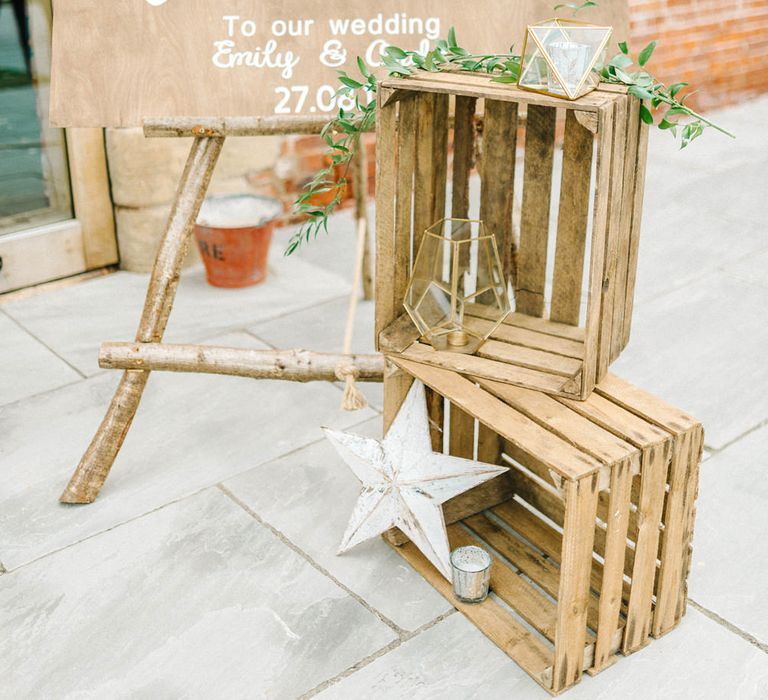 Wedding Reception Decor | Welcome Sign | Crates and Foliage |  Hazel Gap Barn Wedding with Bride Arriving by Kit Car | Sarah-Jane Ethan Photography