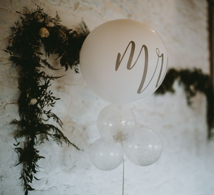 Mr &amp; Mrs Balloon Wedding Decor