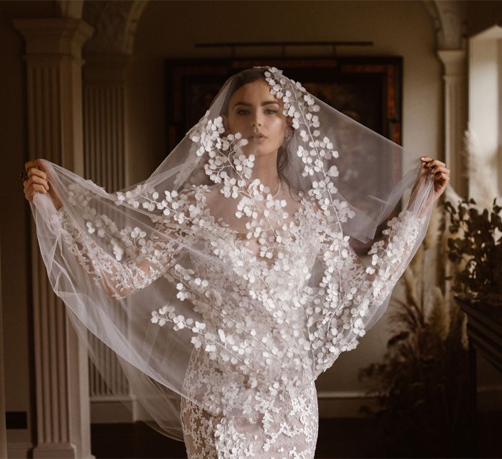 Applique Wedding Veil | Emma Beaumont Wedding Dress Collection | Bridal Gowns | Stylish Wedding Dresses | Agnes Black Photography