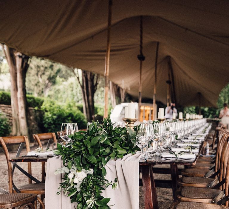 Outdoor Wedding Reception | Greenery Table Runner | Stylish Tuscan Wedding at Vignamaggio Planned by The Wedding Boutique Italy | Samuel Docker Photography | Paul Vann Films