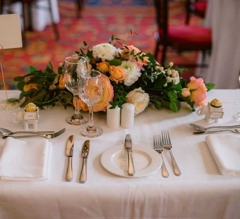 Bright wedding flower table decoration