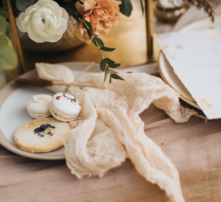 Macaroons and Biscuit Wedding Dessets