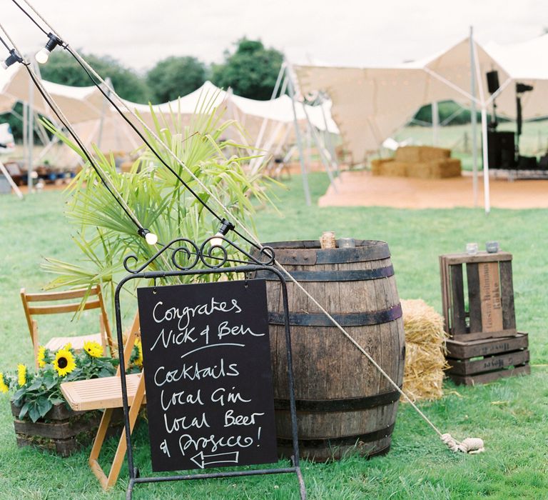 Festival Wedding With Live Bands, DJs And Entertainment For Children // Image By Studio TM