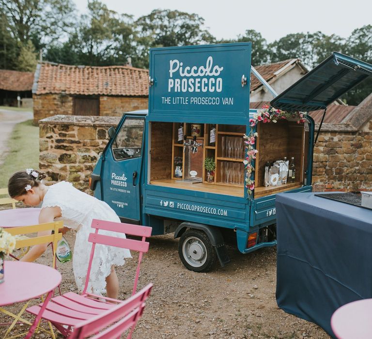 Piccolo Prosecco Mobile Prosecco Van