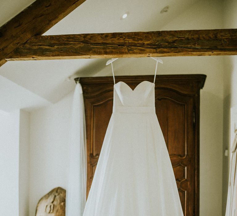 Augusta Jones Wedding Dress // Glasshouse Wedding At Anran In Devon // Image By Paige Grace Photography // Film By The Wild Bride